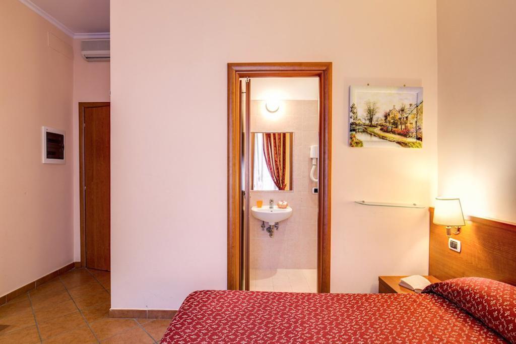 Giovy 2* Rome