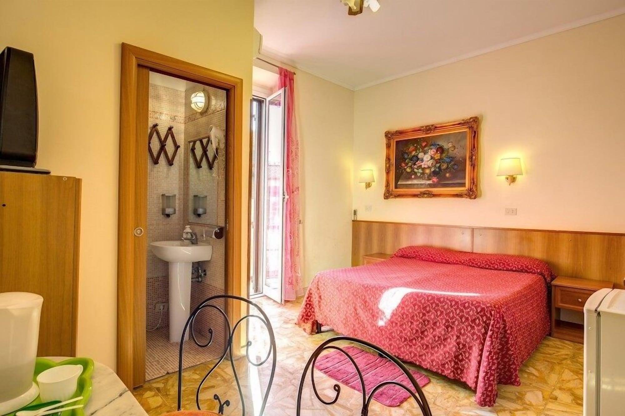 Giovy Bed & Breakfast 2*