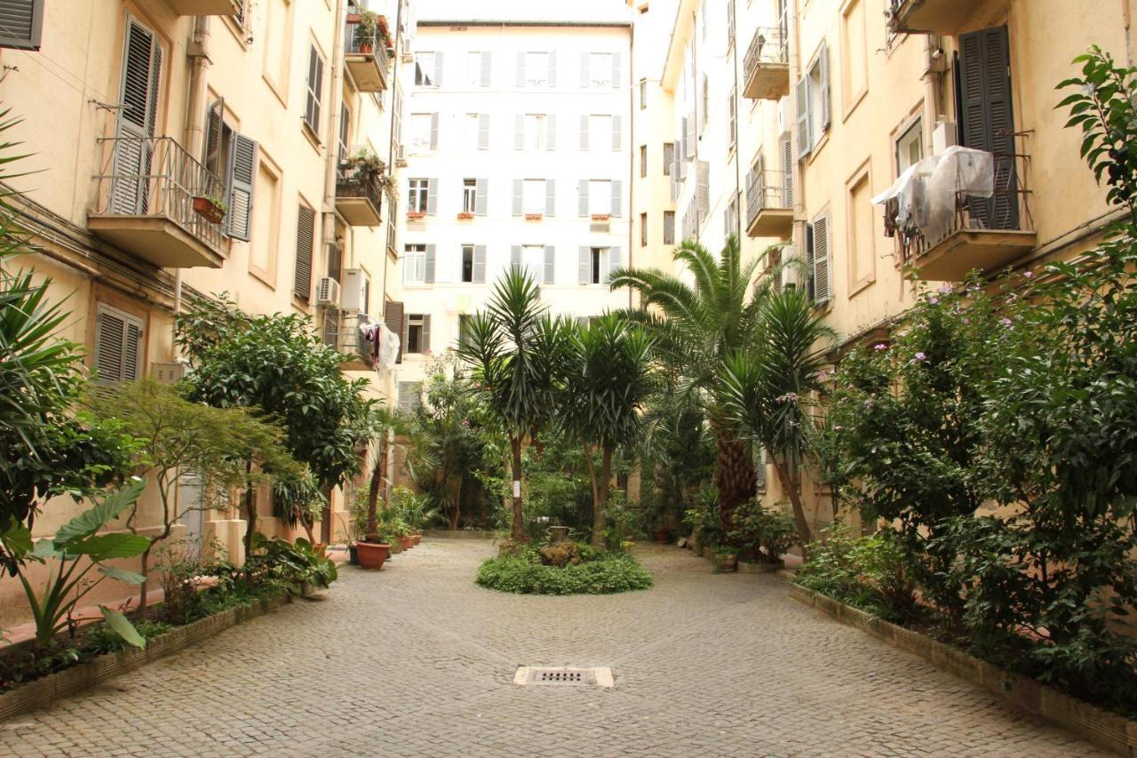 Giovy Acomodação com café da manhã  Roma